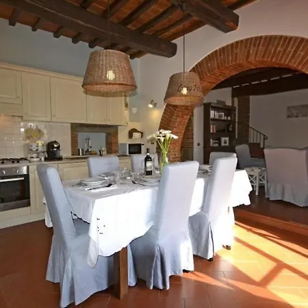 Le Casine-perignano-spinelli Sleeps 8 Pool