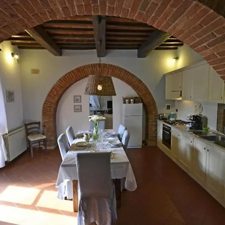 Le Casine-perignano-spinelli Sleeps 8 Pool 哥尔顿
